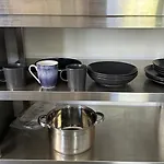 Apartmenthaus In Halle-saale Naehe Hauptbahnhof 3*