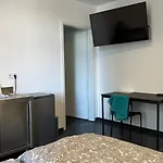 Apartmenthaus In Halle-saale Naehe Hauptbahnhof Guest house