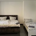 Apartmenthaus In Halle-saale Naehe Hauptbahnhof 3*