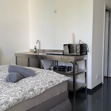 Apartmenthaus In Halle-saale Naehe Hauptbahnhof