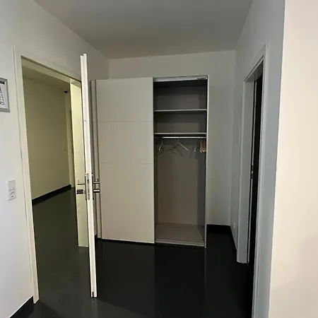Apartmenthaus In Halle-saale Naehe Hauptbahnhof 3*