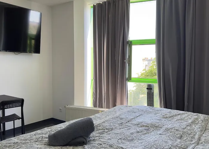 Apartmenthaus In Halle-saale Naehe Hauptbahnhof 招待所