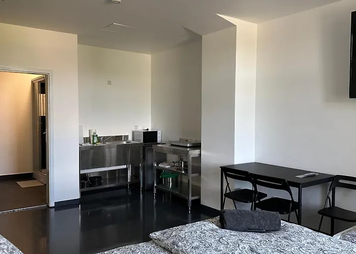 Apartmenthaus In Halle-saale Naehe Hauptbahnhof